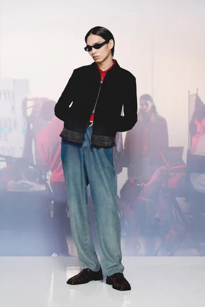 Look 11